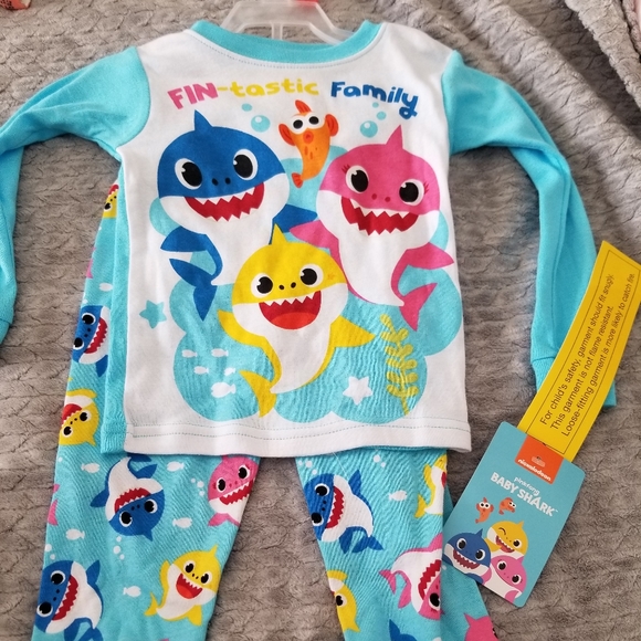 Nickelodeon Matching Sets Baby Shark Pajamas Poshmark